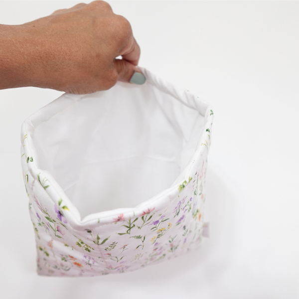 Book sleeve - Blooming Petals