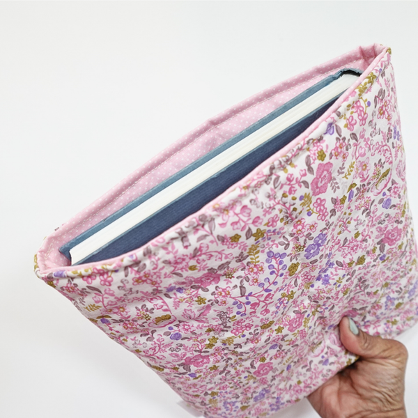 Book sleeve - Rosy Meadow